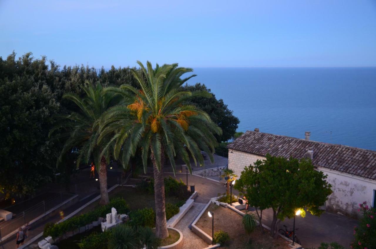 L'Orizzonte Relais Sirolo Hotel Eksteriør billede