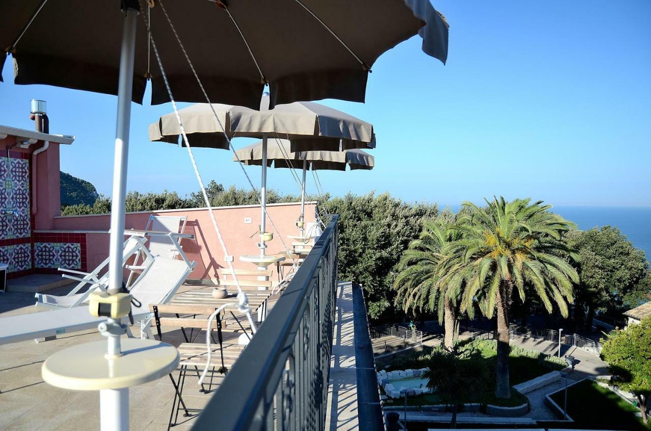 L'Orizzonte Relais Sirolo Hotel Eksteriør billede